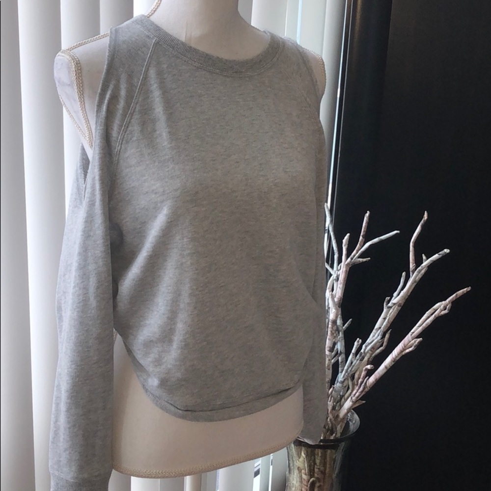NWOT Victoria’s Secret Sport Cold Shoulder Top